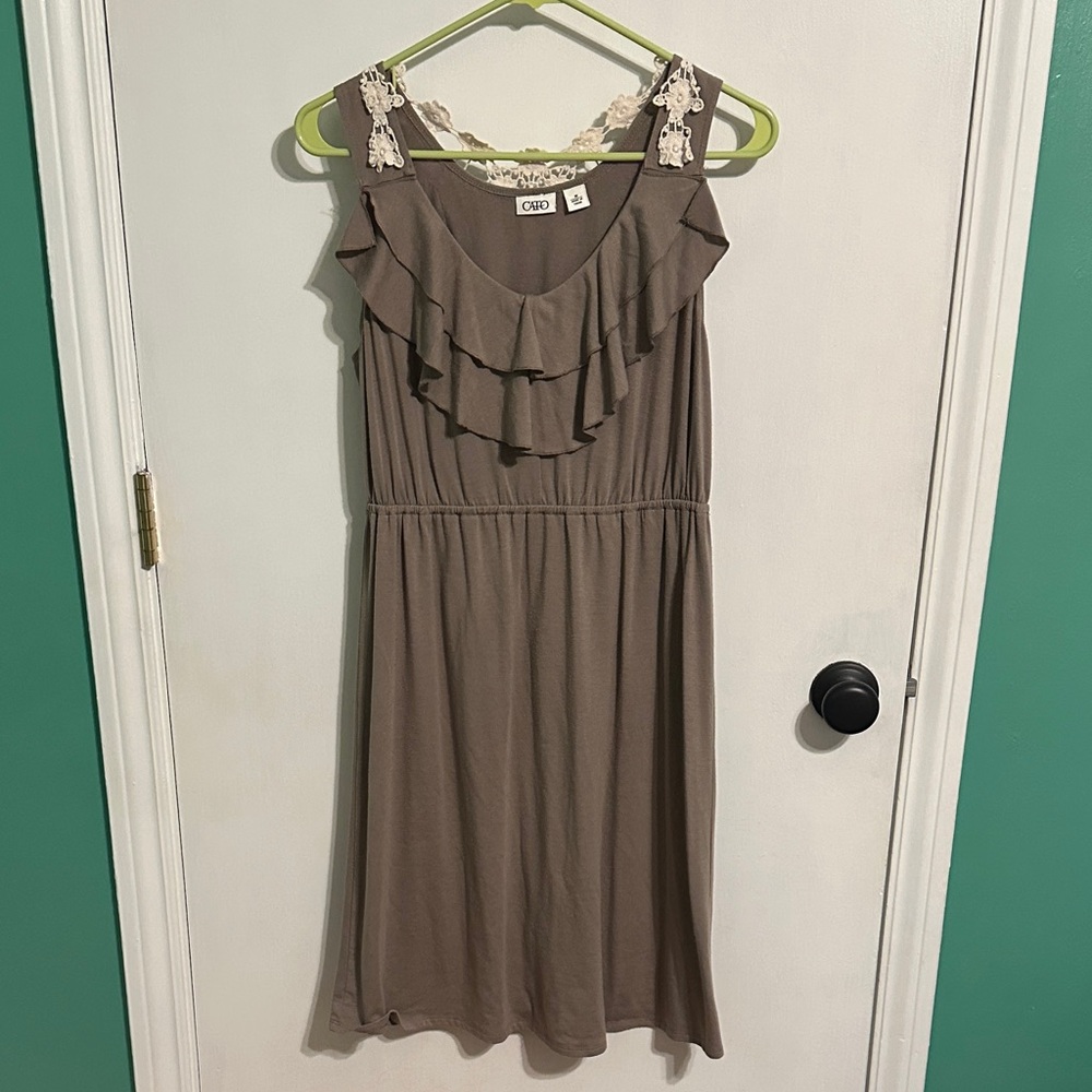 Cato‎ Brown Ruffled Midi Dress with Lace Accents